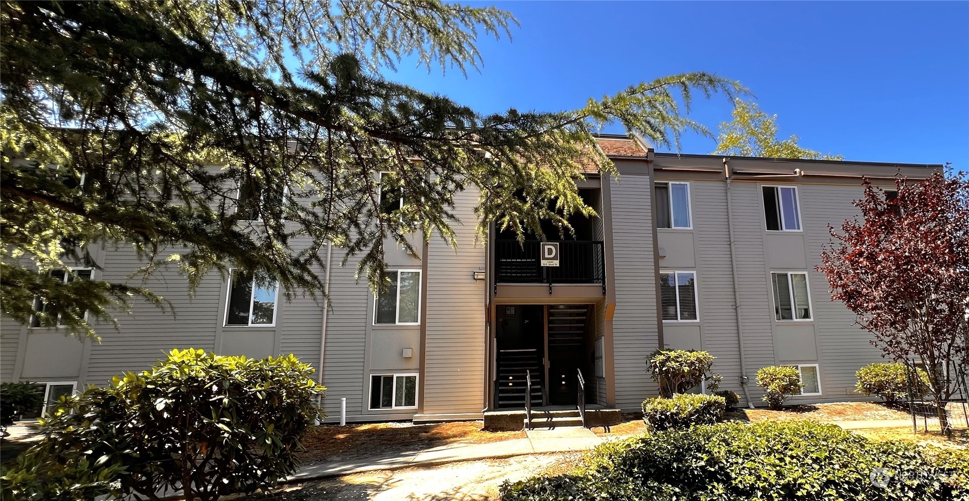 Property Photo: 14640 NE 32nd Street D18 WA 98007