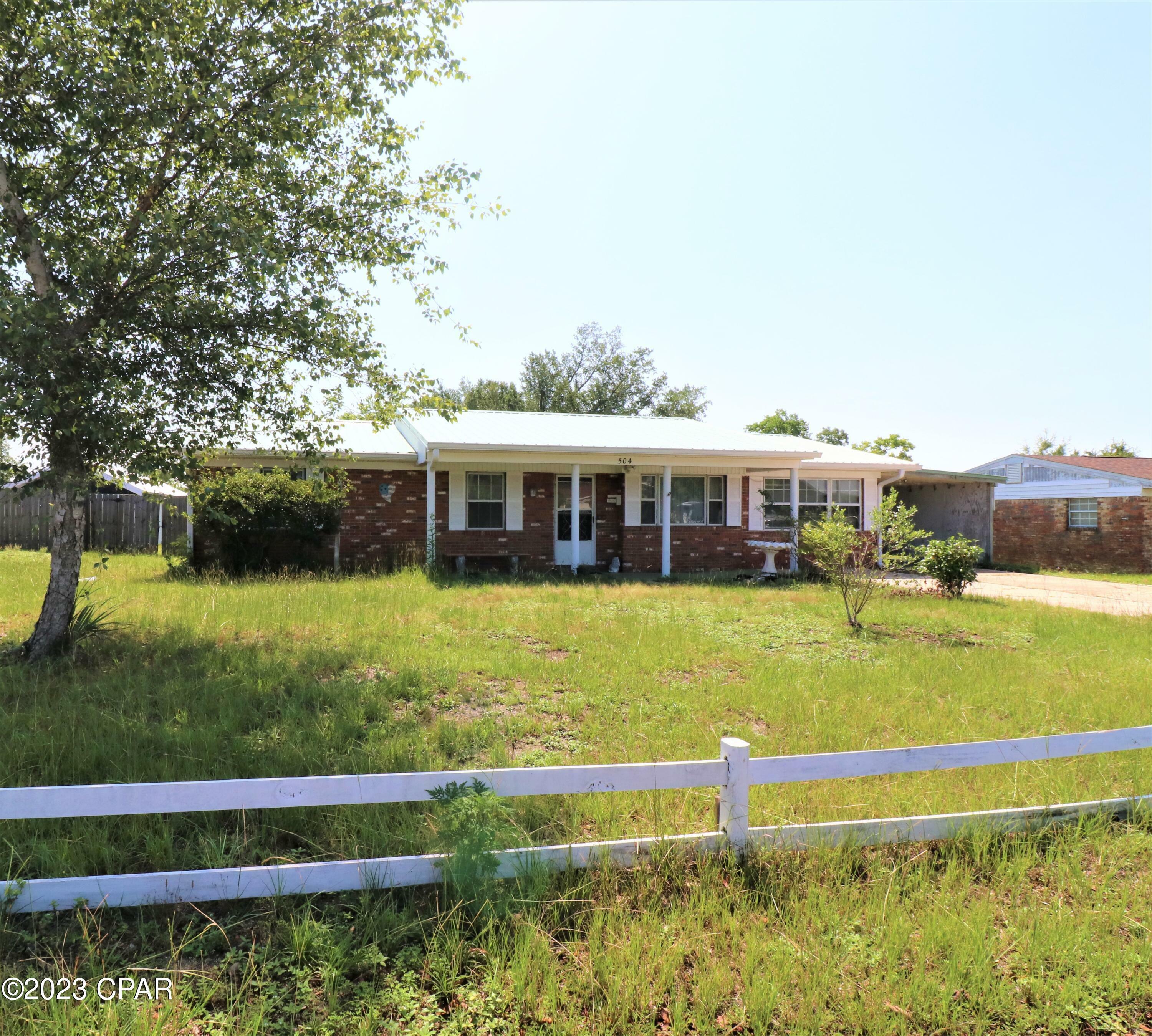 Property Photo:  504 David Avenue  FL 32404 