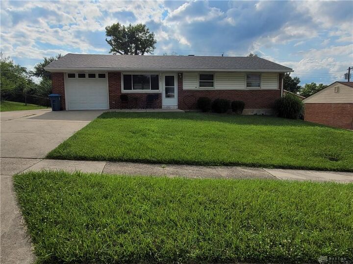 785 Spring Garden Place  Riverside OH 45431 photo