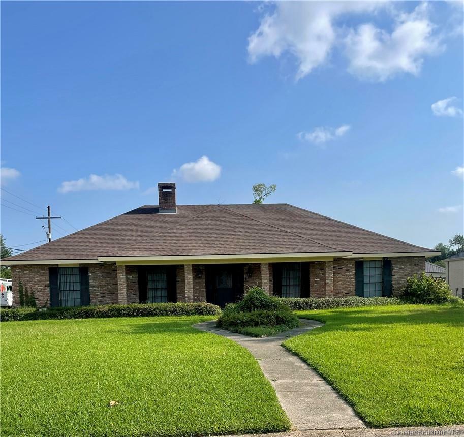 Property Photo: 1266 S Bayouwood Drive LA 70605