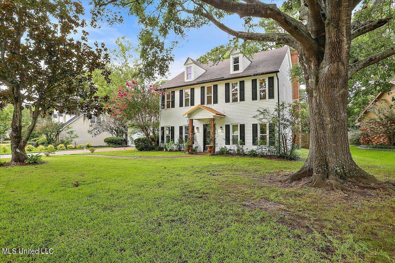 Property Photo:  1728 Plantation Boulevard  MS 39211 