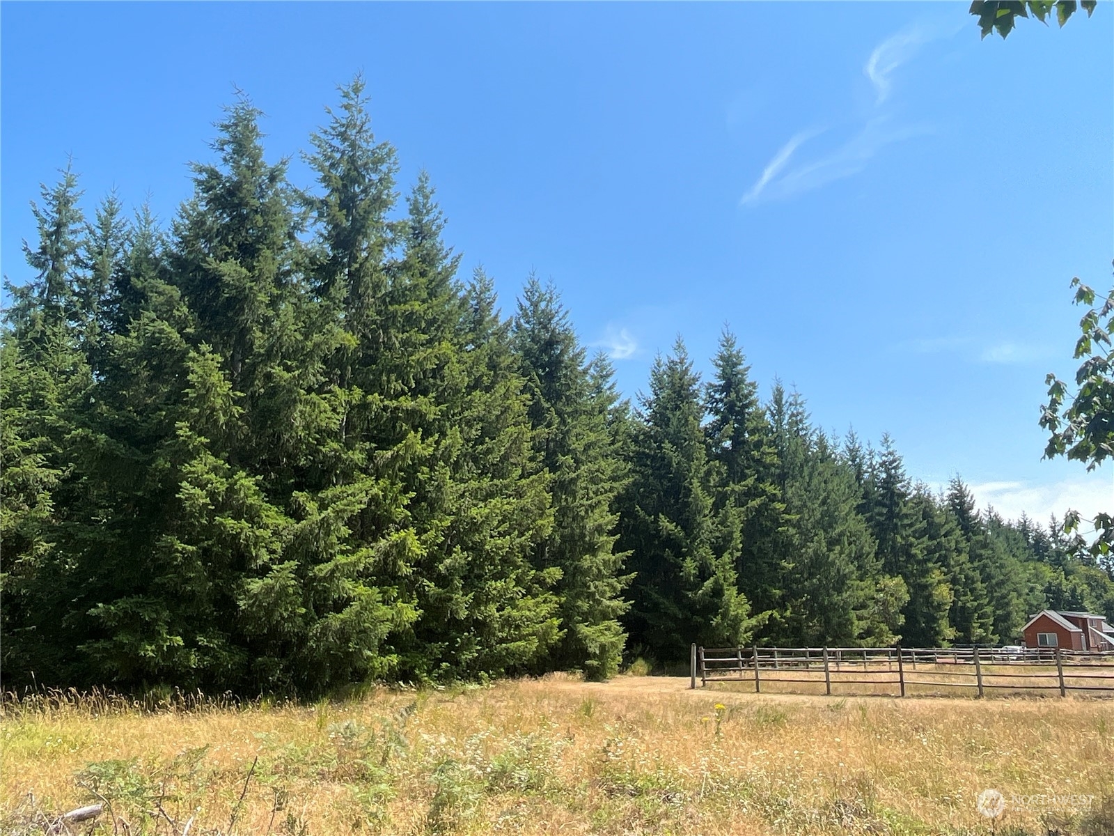 Property Photo: 16815 224 Avenue Ct E WA 98360