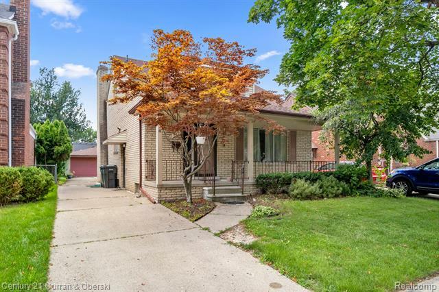 Property Photo:  735 N Rosevere Avenue  MI 48128 