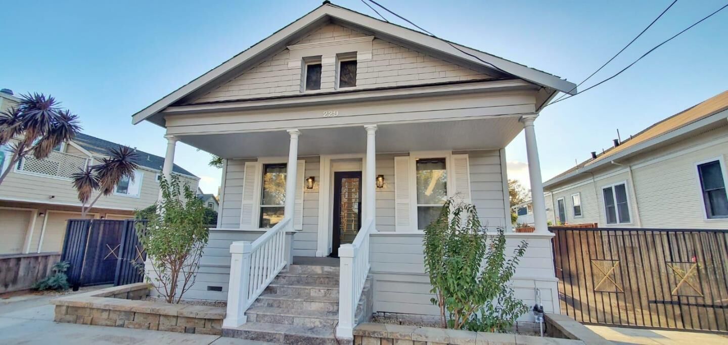 Property Photo:  227 N 6th Street  CA 95112 