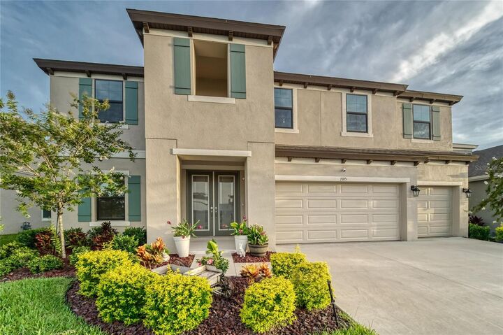 Property Photo: 7105 Estero Court FL 33572