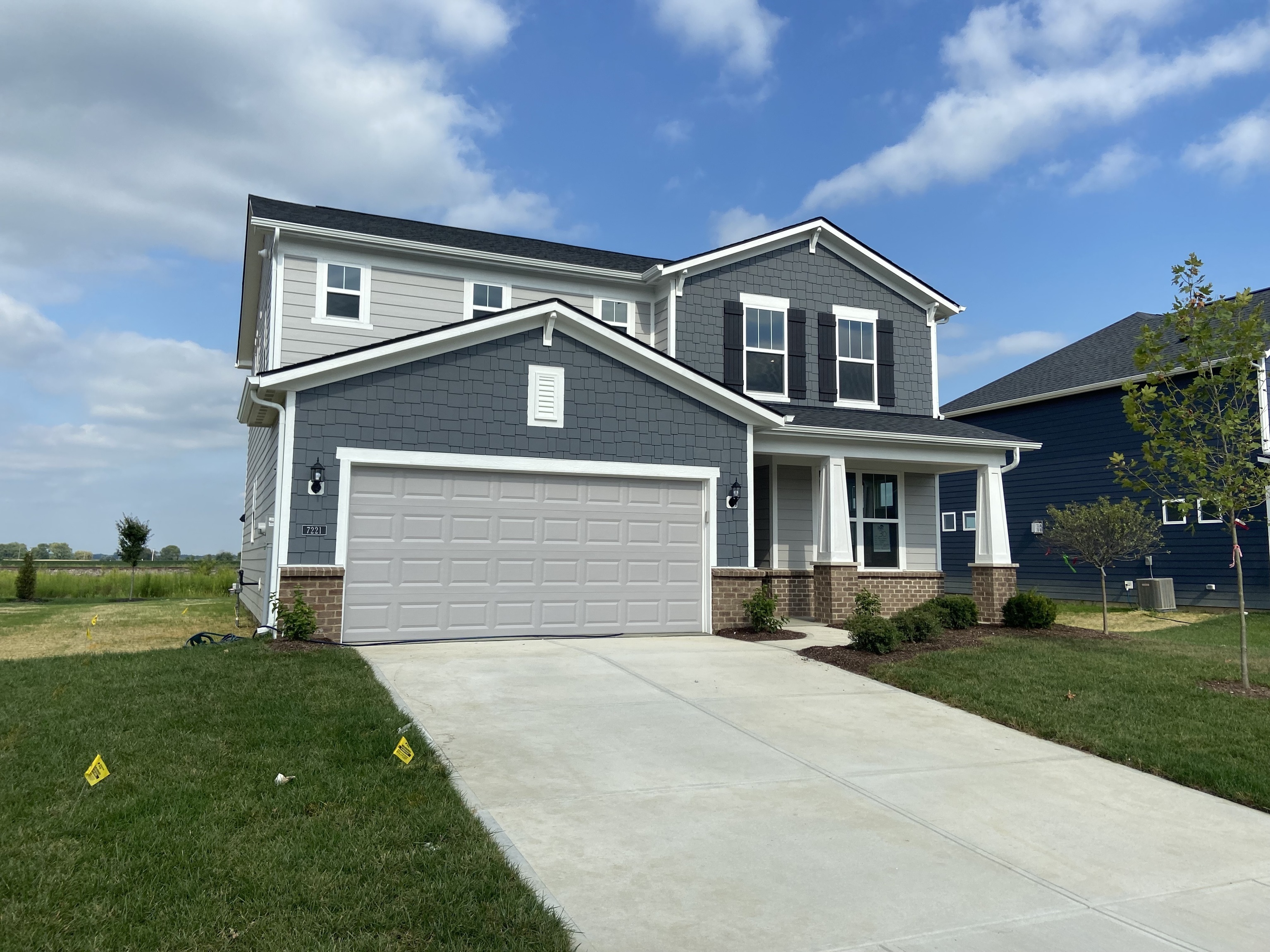 Property Photo: 7221 Oak Trace Lane IN 46112