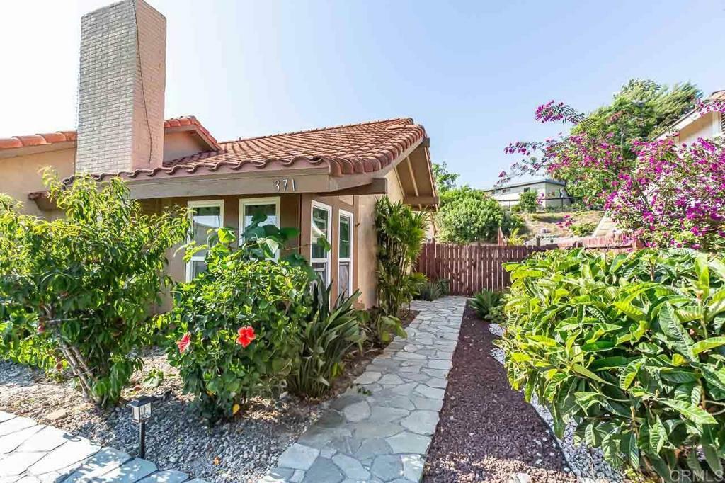 Property Photo:  371 Dorsey Way  CA 92083 