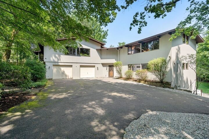 Property Photo: 20 Meadowbrook Road MA 02090