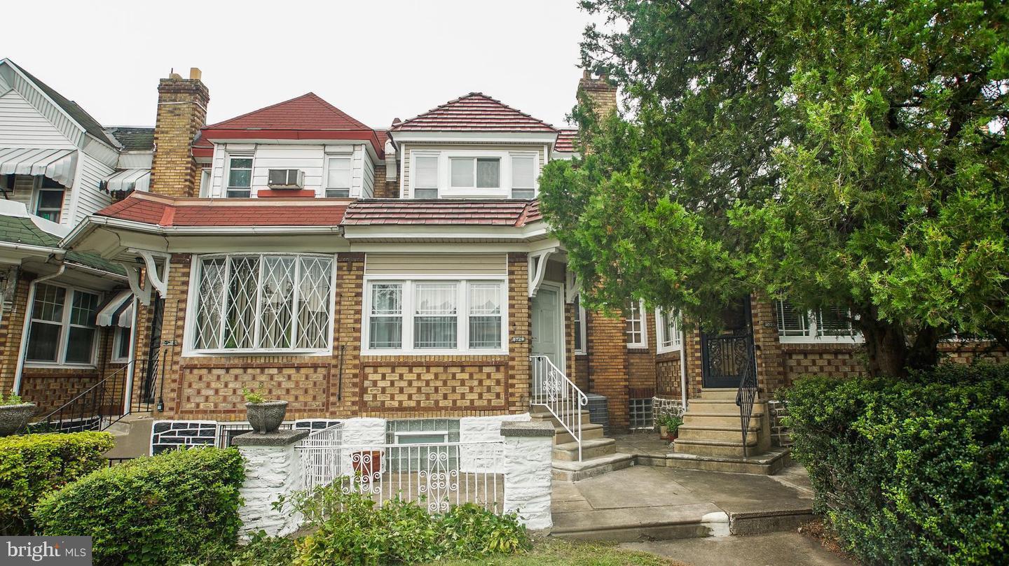 Property Photo: 5720 Virginian Road PA 19141