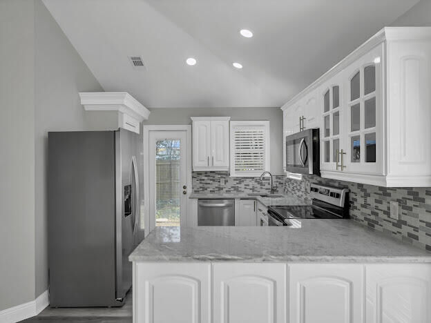 Property Photo: 219 Satsuma Road FL 32578