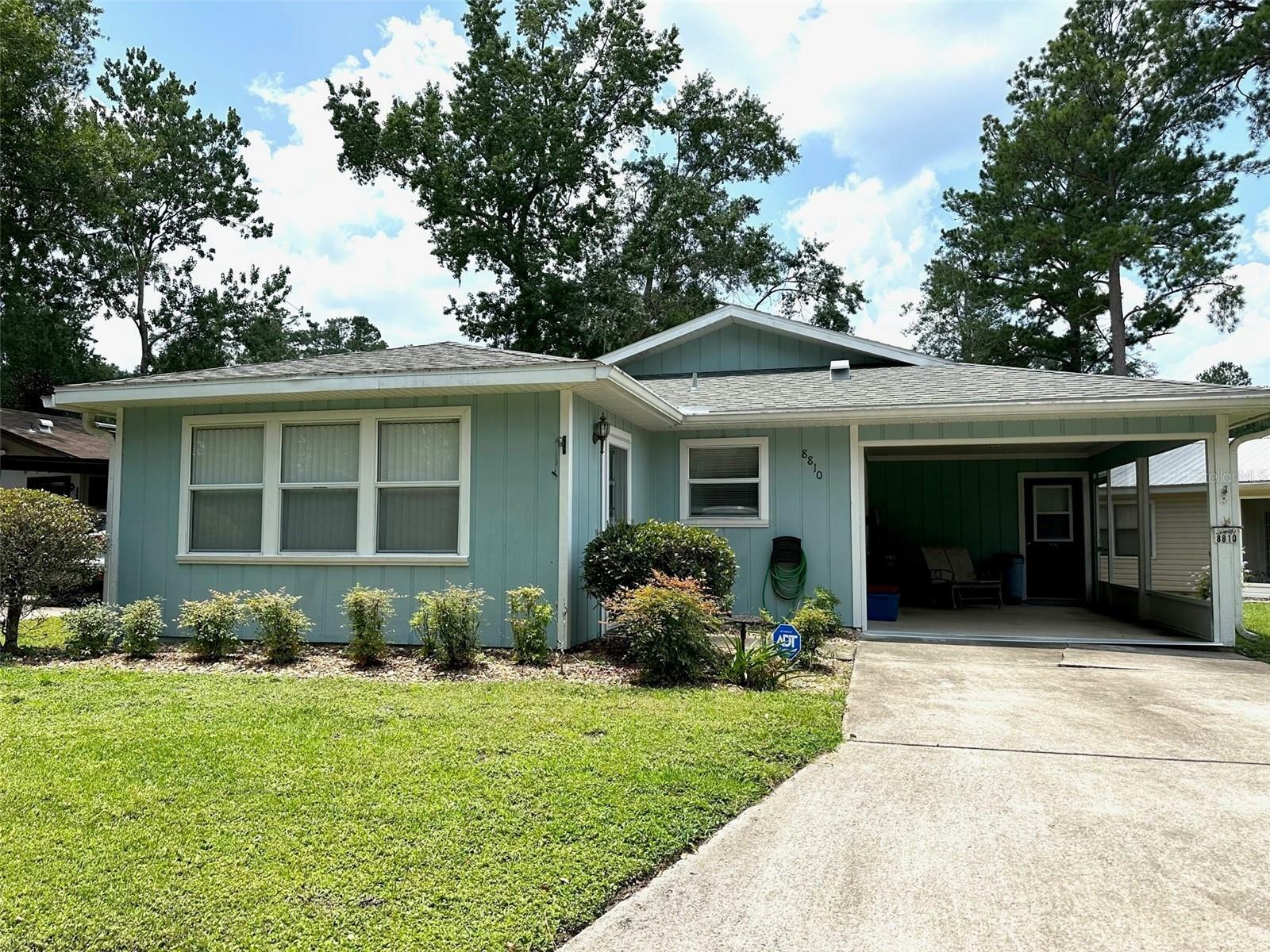 Property Photo:  8810 NW 37th Circle 185  FL 32653 