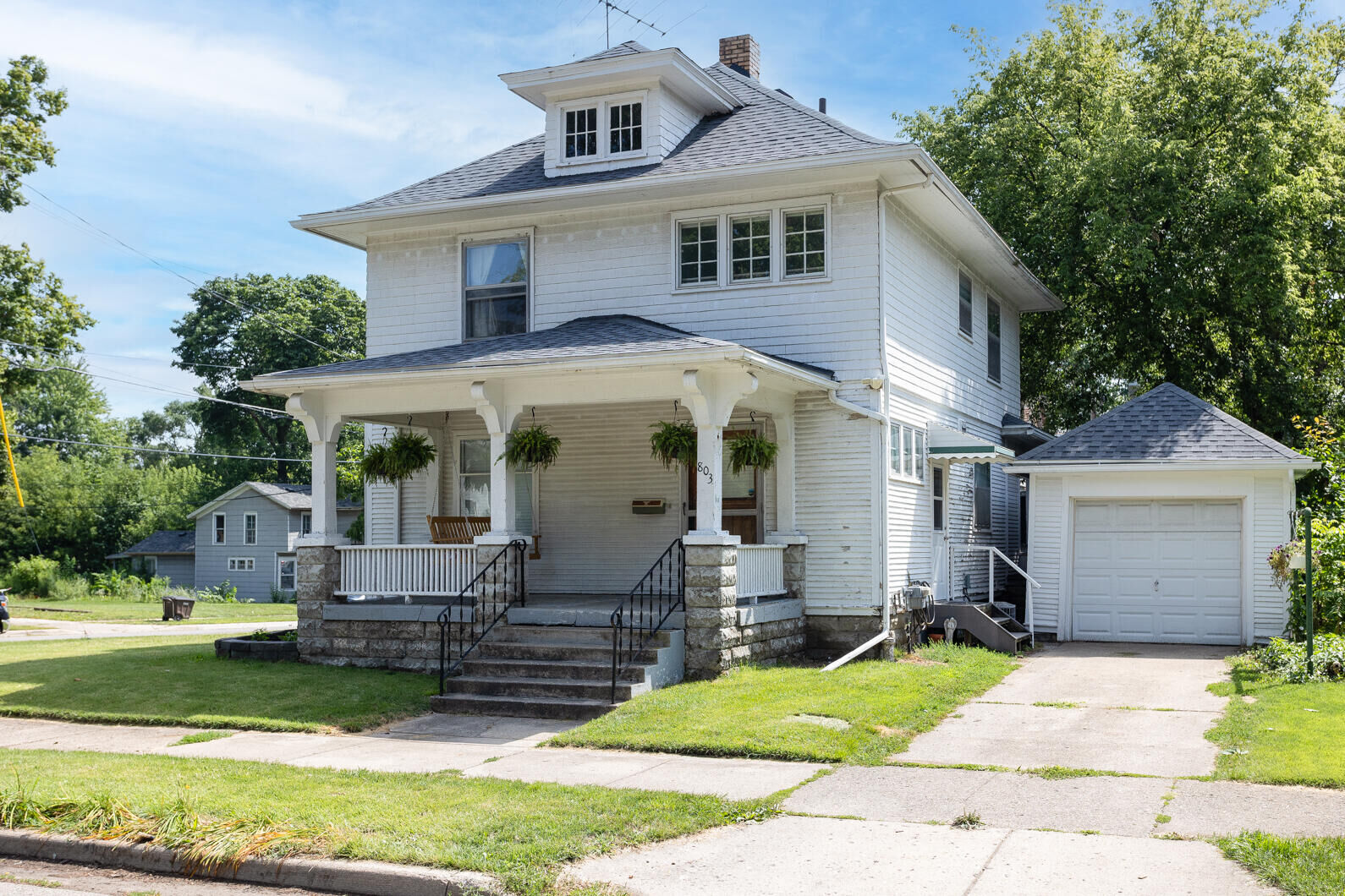 Property Photo:  803 First Street  MI 49203 