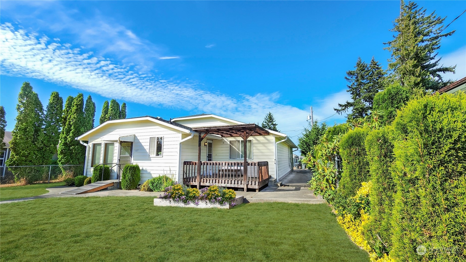 Property Photo: 1327 W 12th Street WA 98363