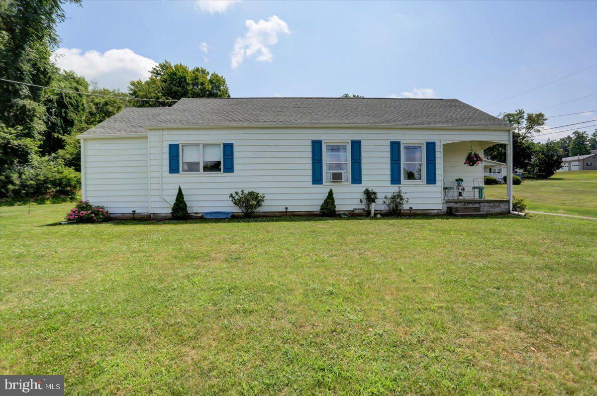 Property Photo:  7246 Slabtown Road 1  PA 17268 