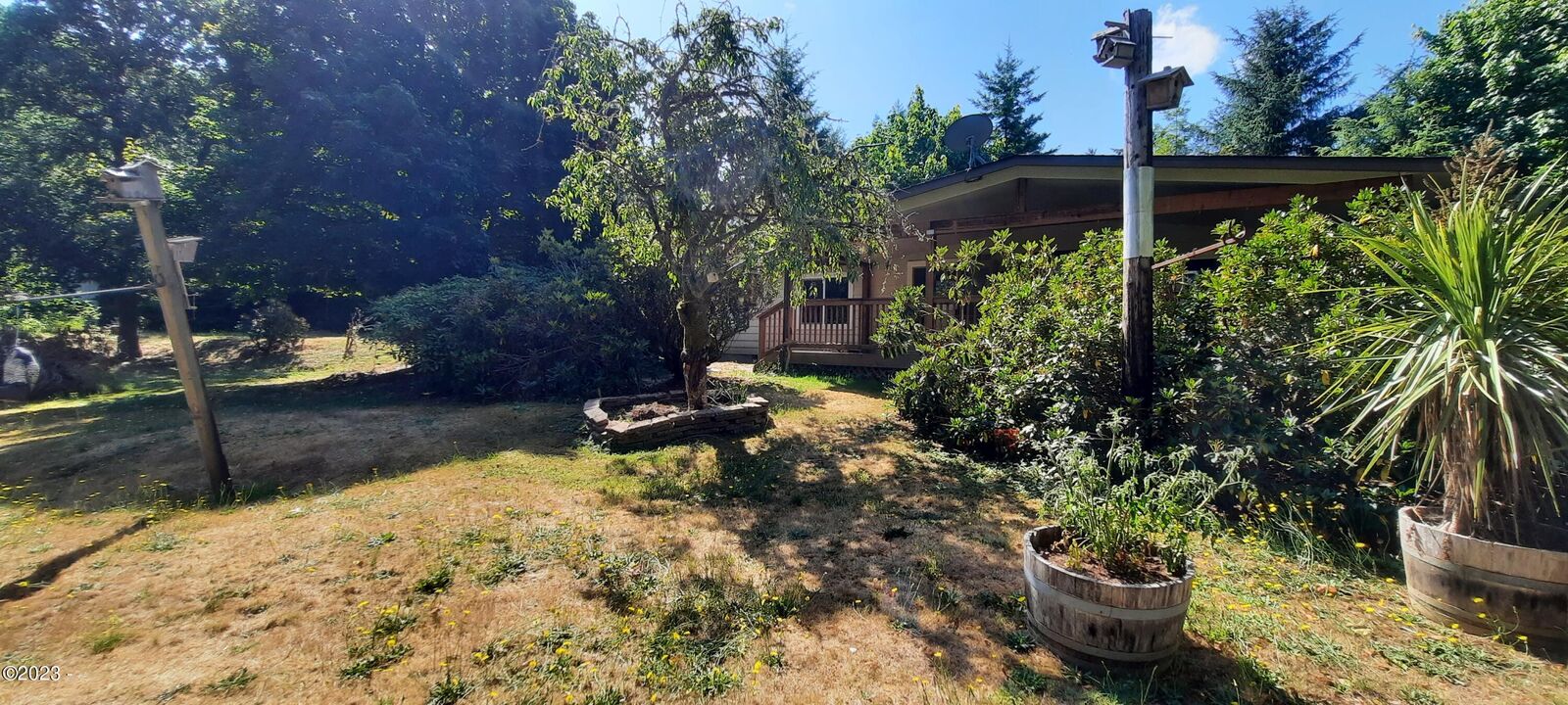 Property Photo: 928 Pioneer Mountain Loop OR 97391