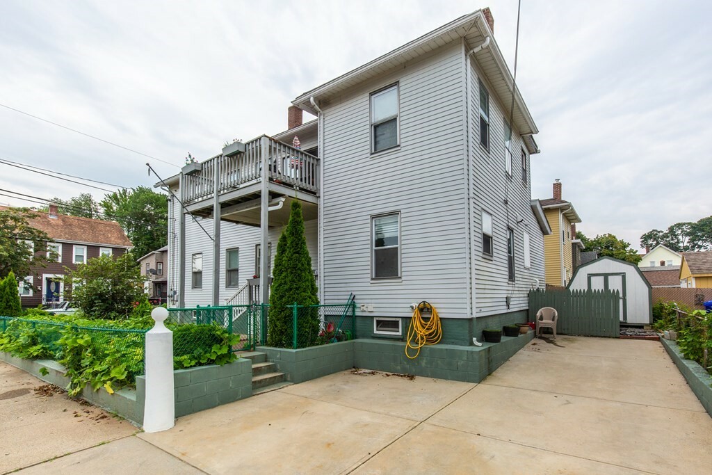 Property Photo:  102 Meadow St  RI 02860 