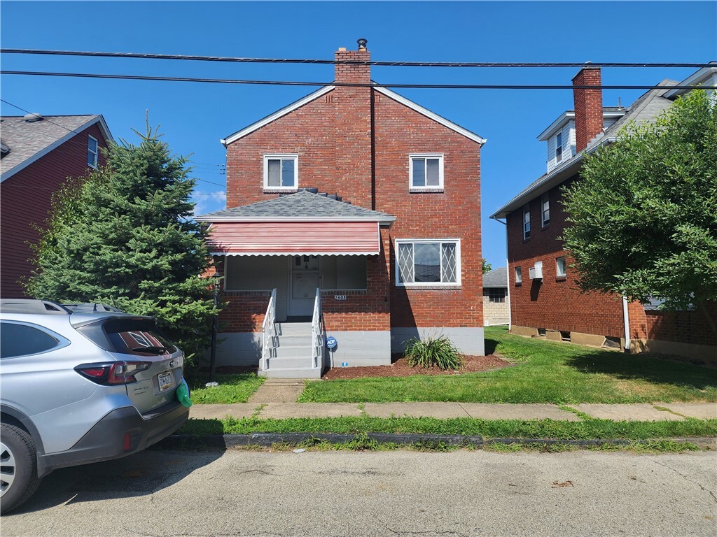 Property Photo:  2608 Banker St  PA 15132 