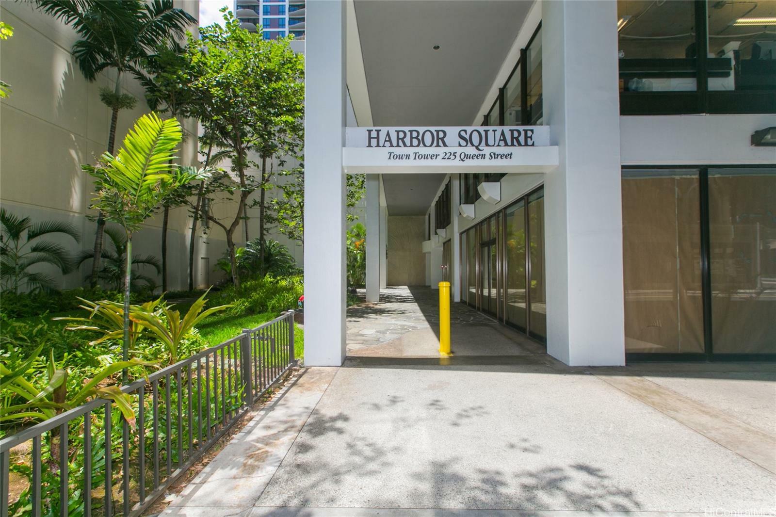 225 Queen Street 15A  Honolulu HI 96813 photo