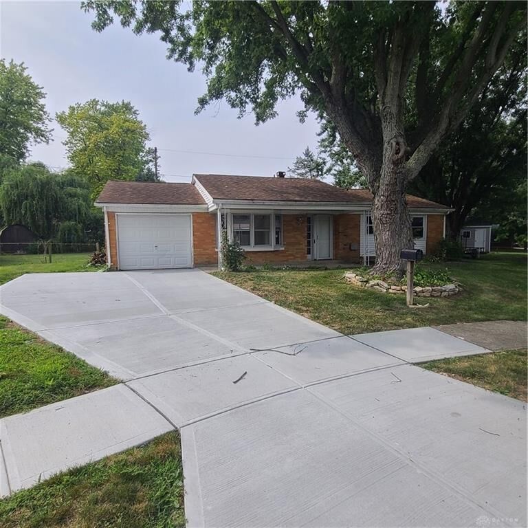 Property Photo: 403 Swank Court OH 45322
