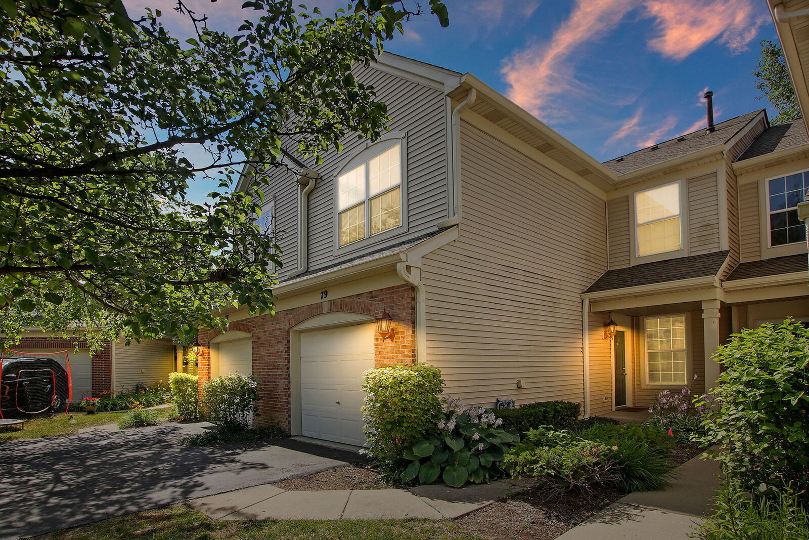 Property Photo: 79 Keeneland Court 79 IL 60030