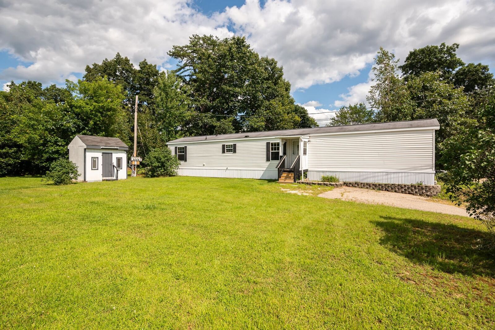 Property Photo: 25 Rudman Drive NH 03869