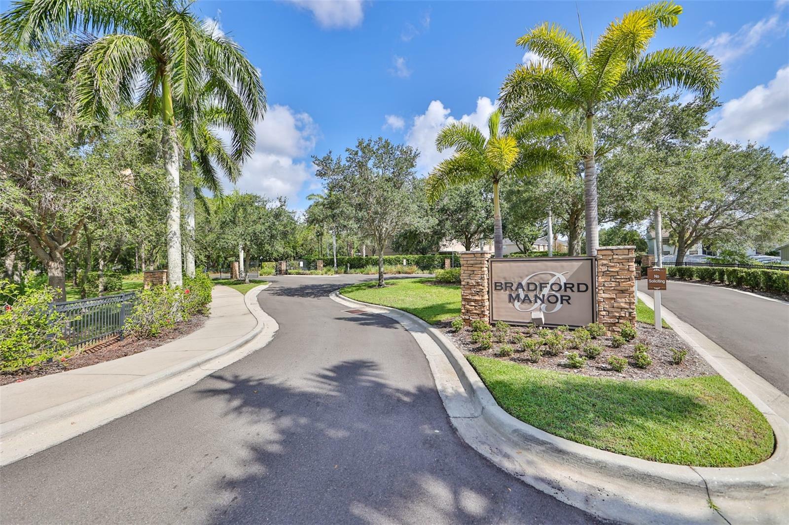 Property Photo:  1510 Grantham Drive  FL 34234 