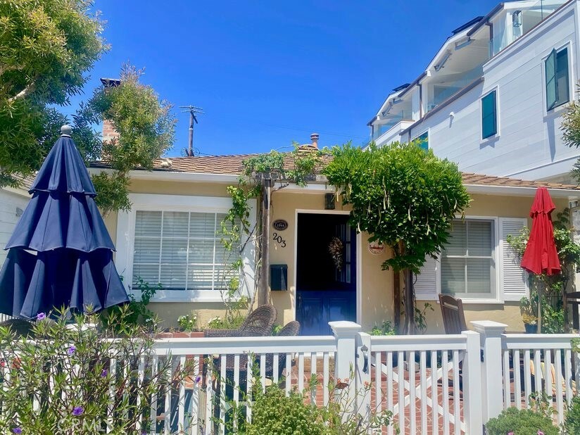 Property Photo:  203 Amethyst Avenue  CA 92662 