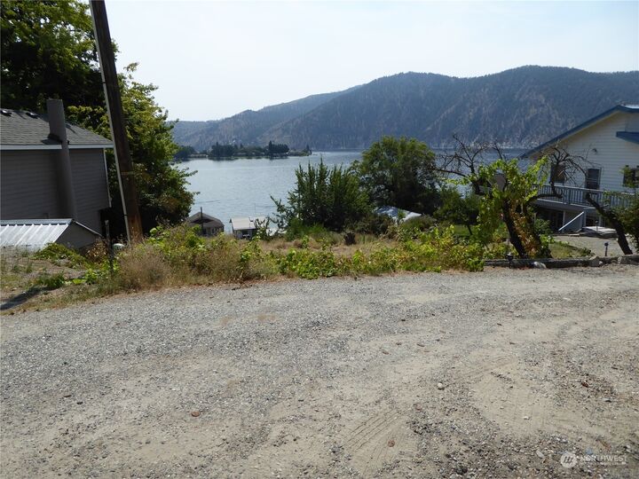 575  Wapato Way  Manson WA 98831 photo