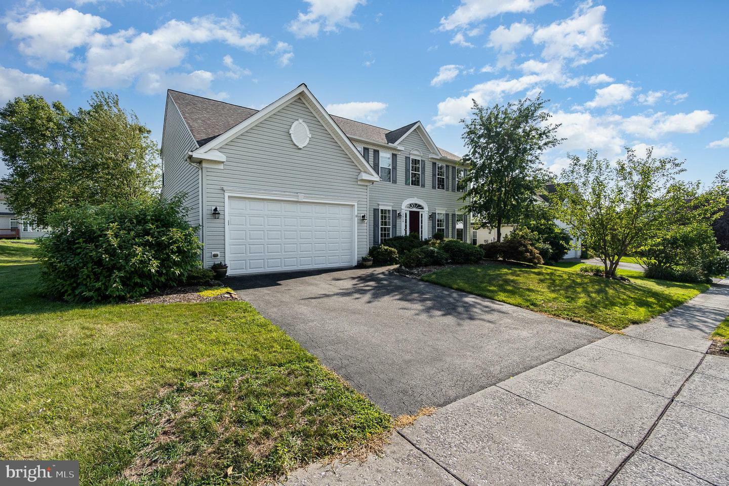Property Photo: 2616 Jessamine Way PA 17408