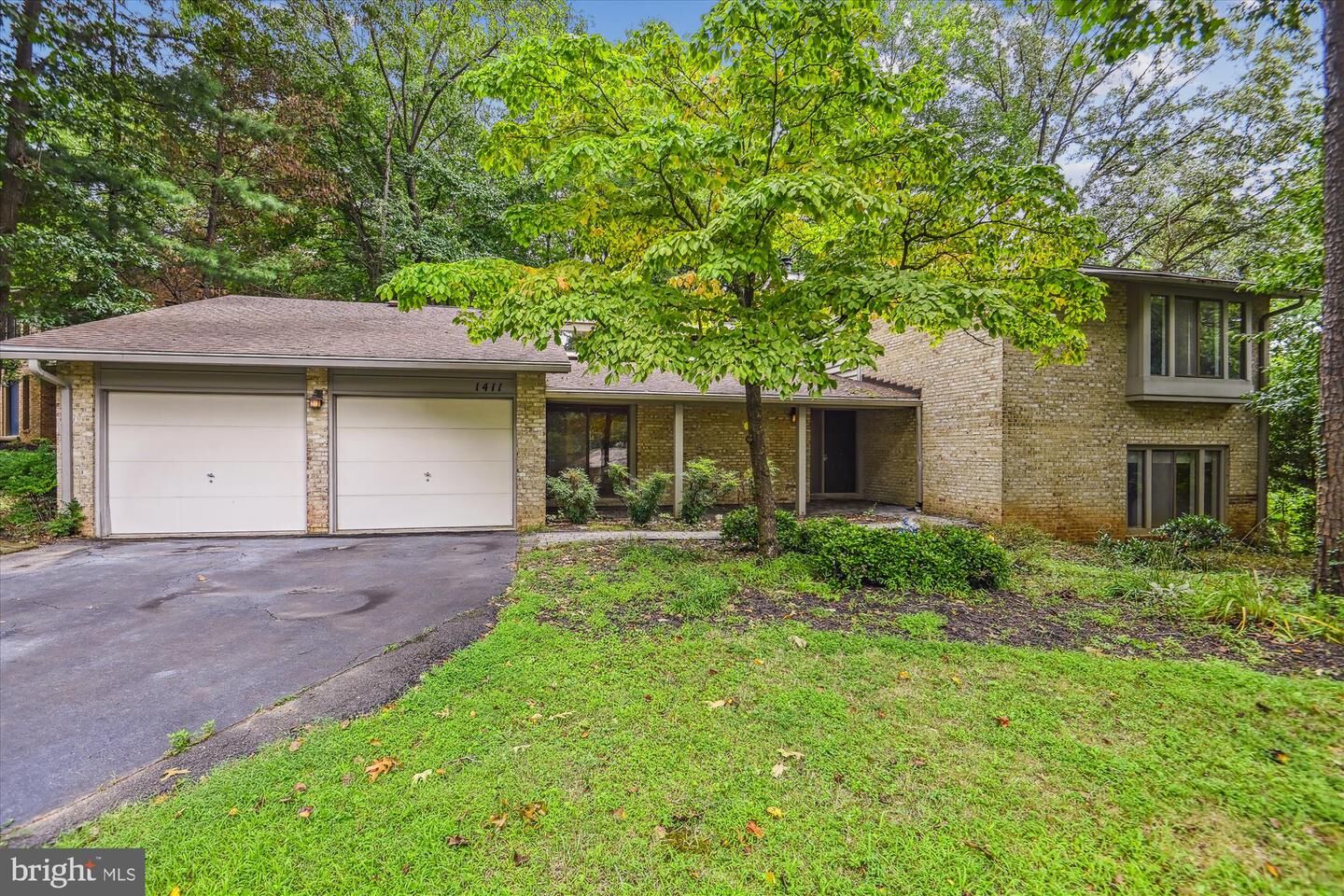 Property Photo: 1411 Wolftrap Run Road VA 22182