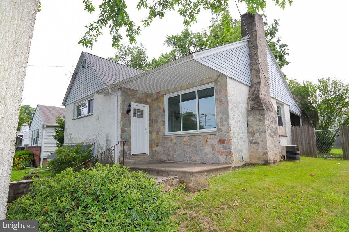 Property Photo:  115 Lawnton Road  PA 19090 