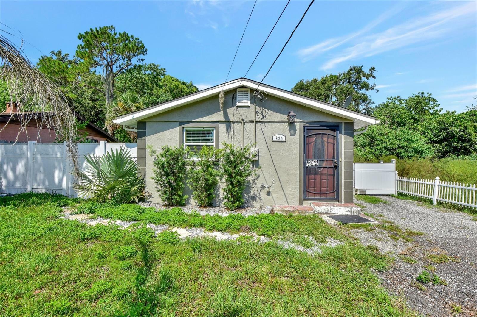 Property Photo:  920 S Parsons Avenue  FL 32720 