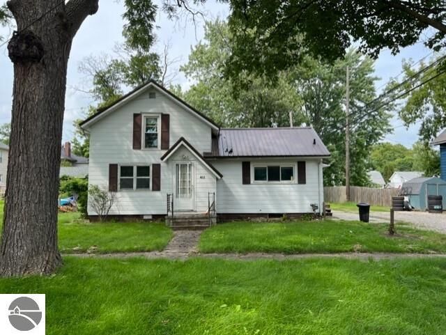 Property Photo:  411 Hastings  MI 48801 