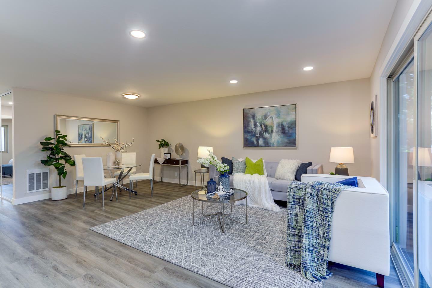 Property Photo:  490 Auburn Way 16  CA 95129 