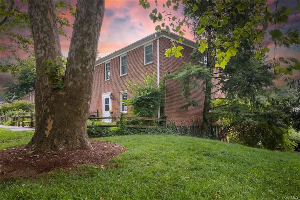 Property Photo:  100 Cedar Street B40  NY 10522 