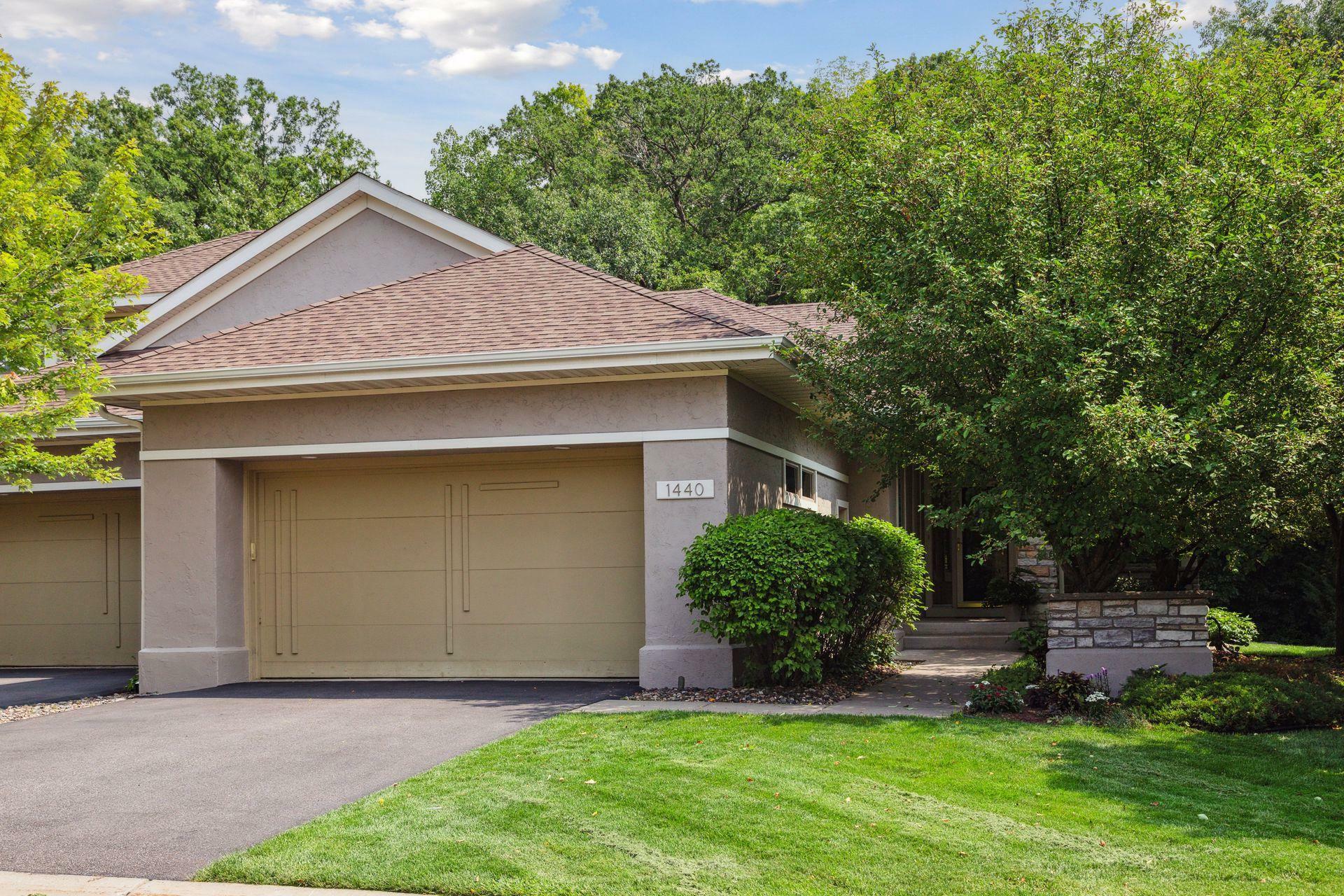 Property Photo:  1440 Waterford Drive  MN 55422 