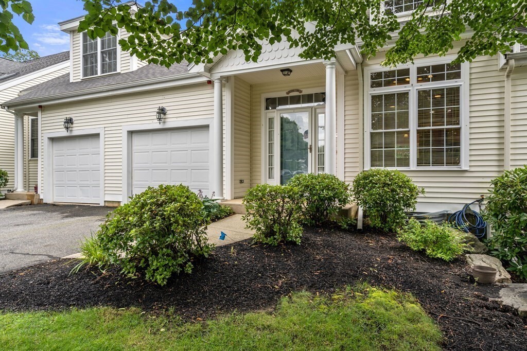 Property Photo: 8 Kingson Ln 4 MA 02053