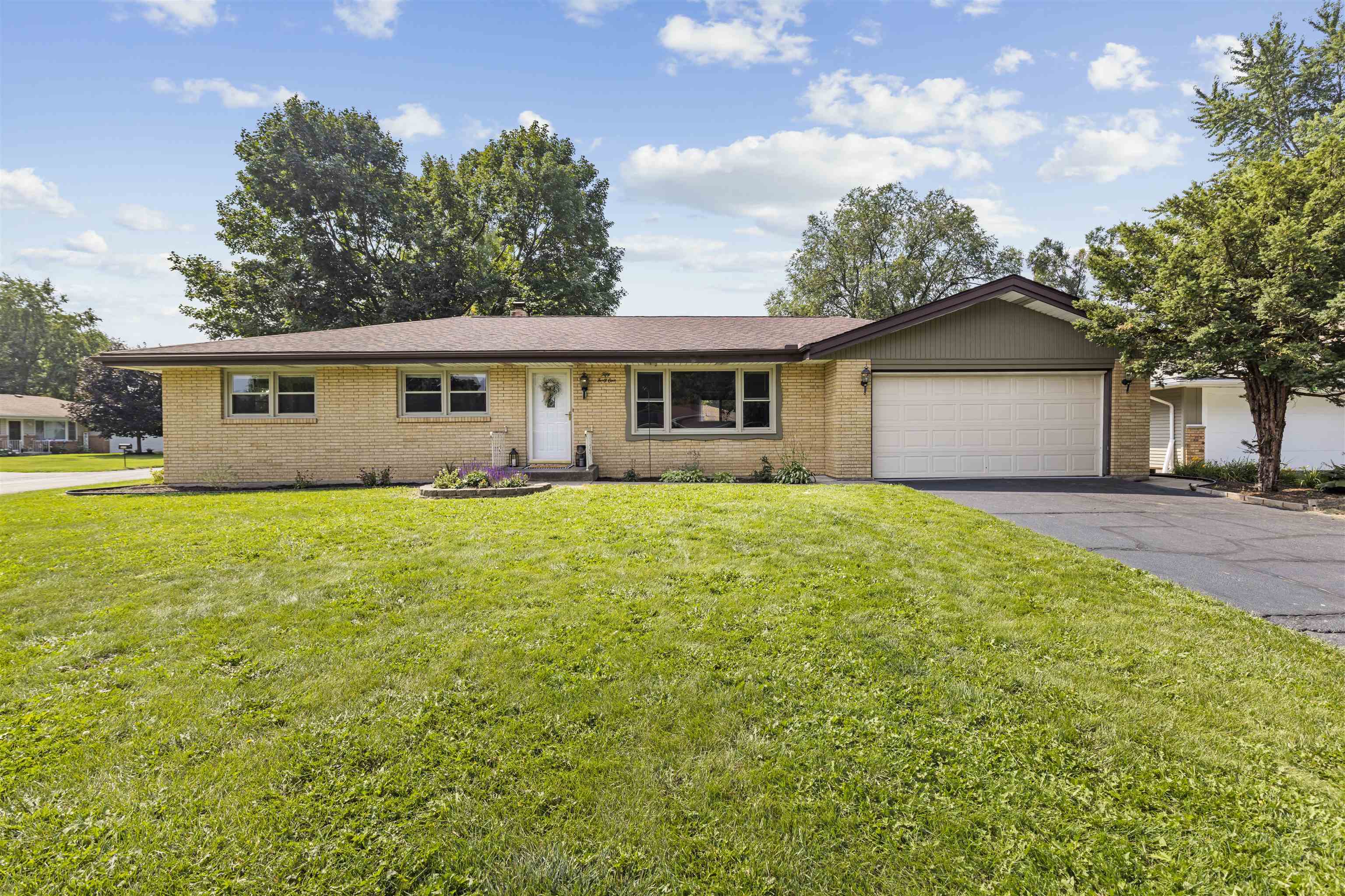 Property Photo:  5041 Tamery Lane  IL 61108 