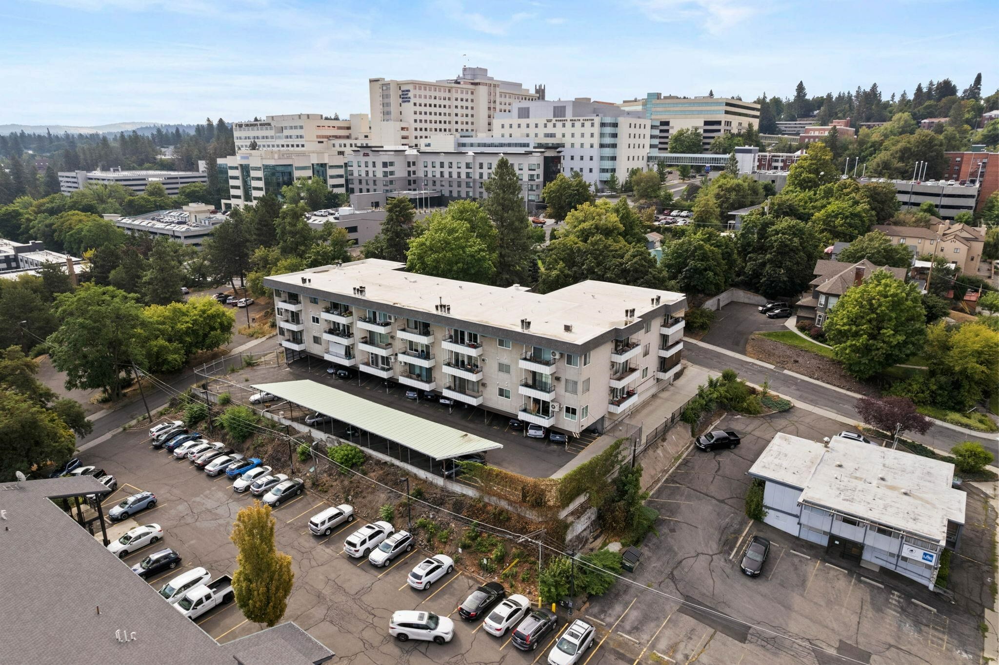 Property Photo: 214 W 6th Ave Apt 208 WA 99204