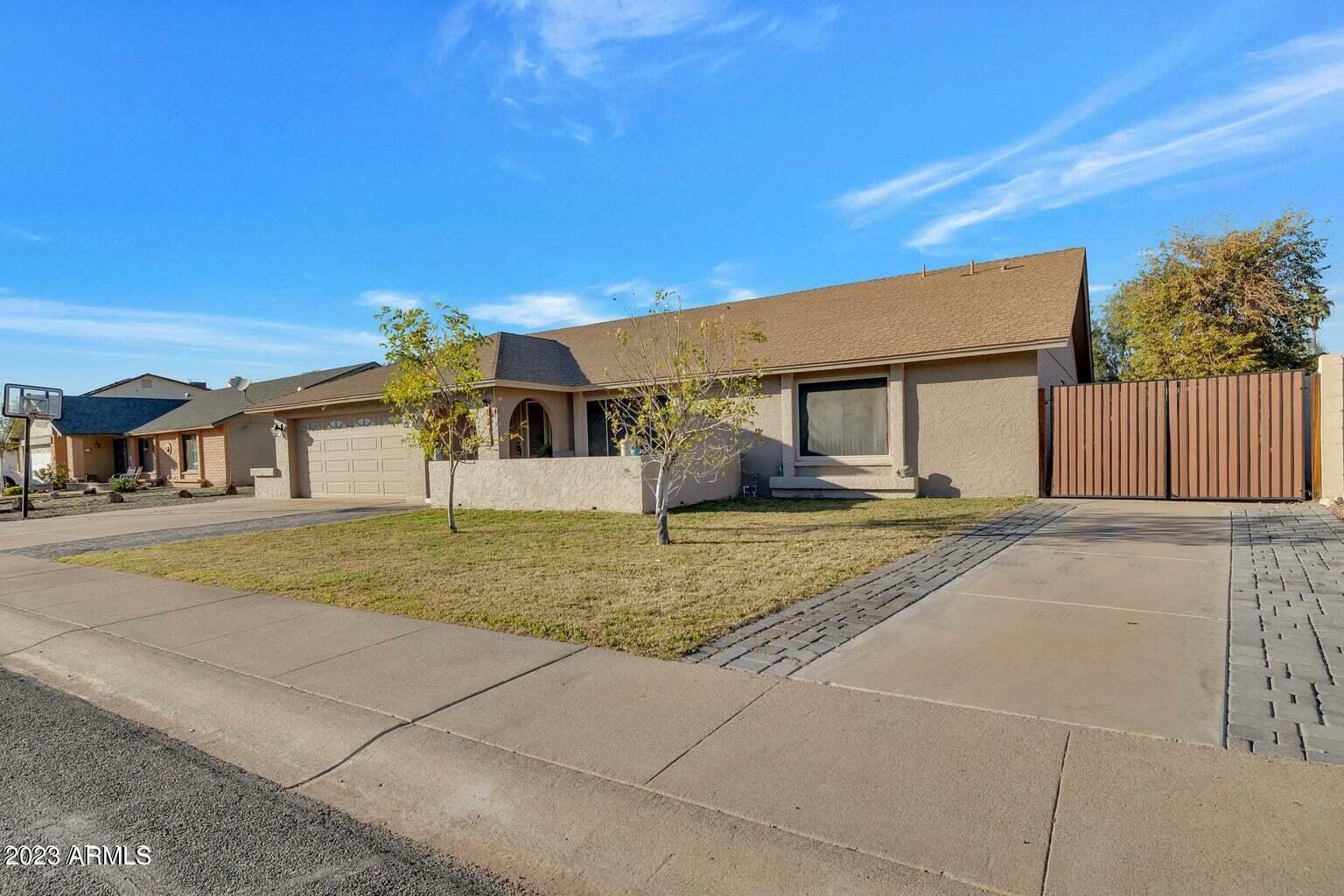 Property Photo:  6210 W Desert Hills Drive  AZ 85304 