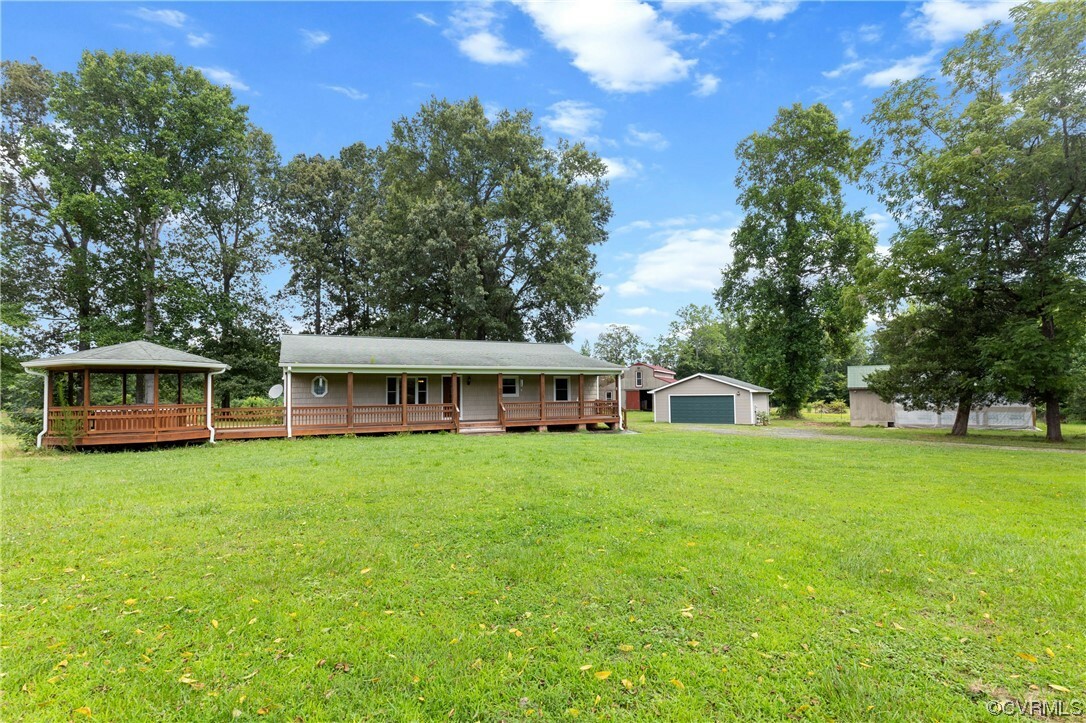 Property Photo:  961 Pierce Lane  VA 23181 