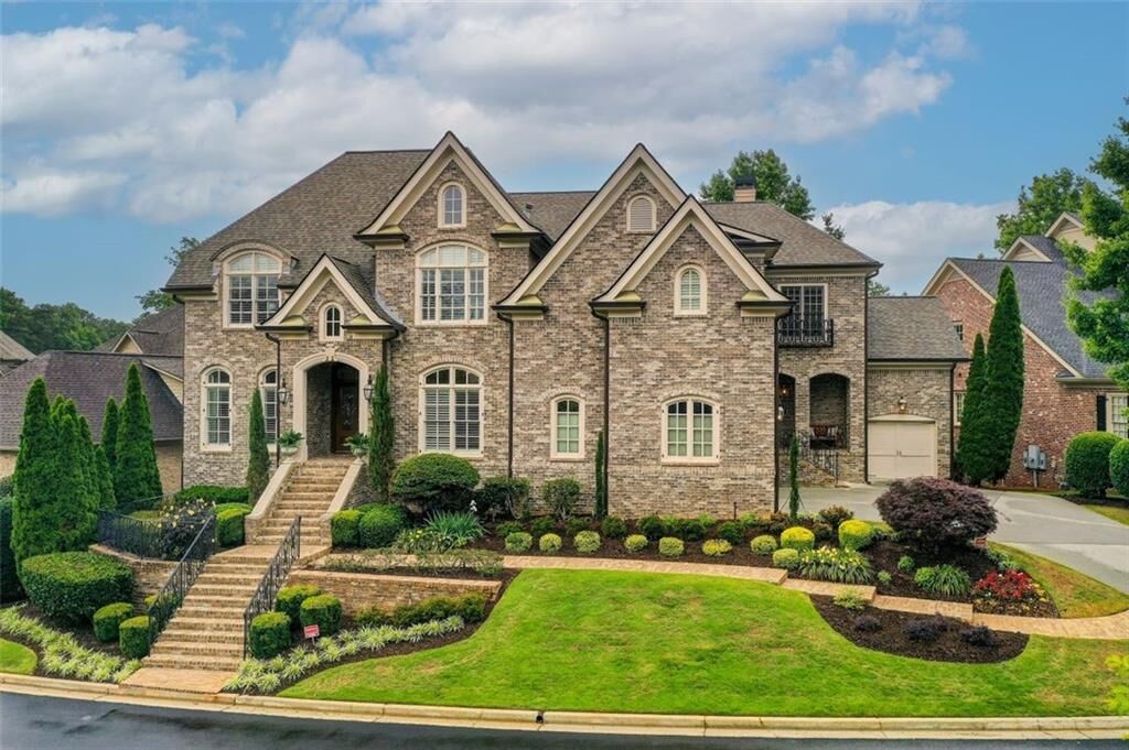 Property Photo:  860 Glengate Place  GA 30328 