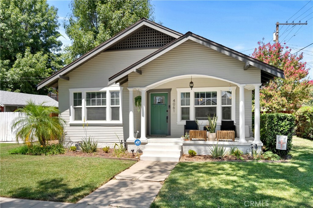Property Photo:  4061 2nd Street  CA 92501 