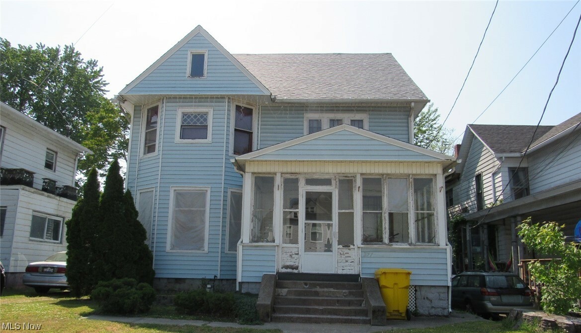 Property Photo: 271 Harbor Street OH 44030