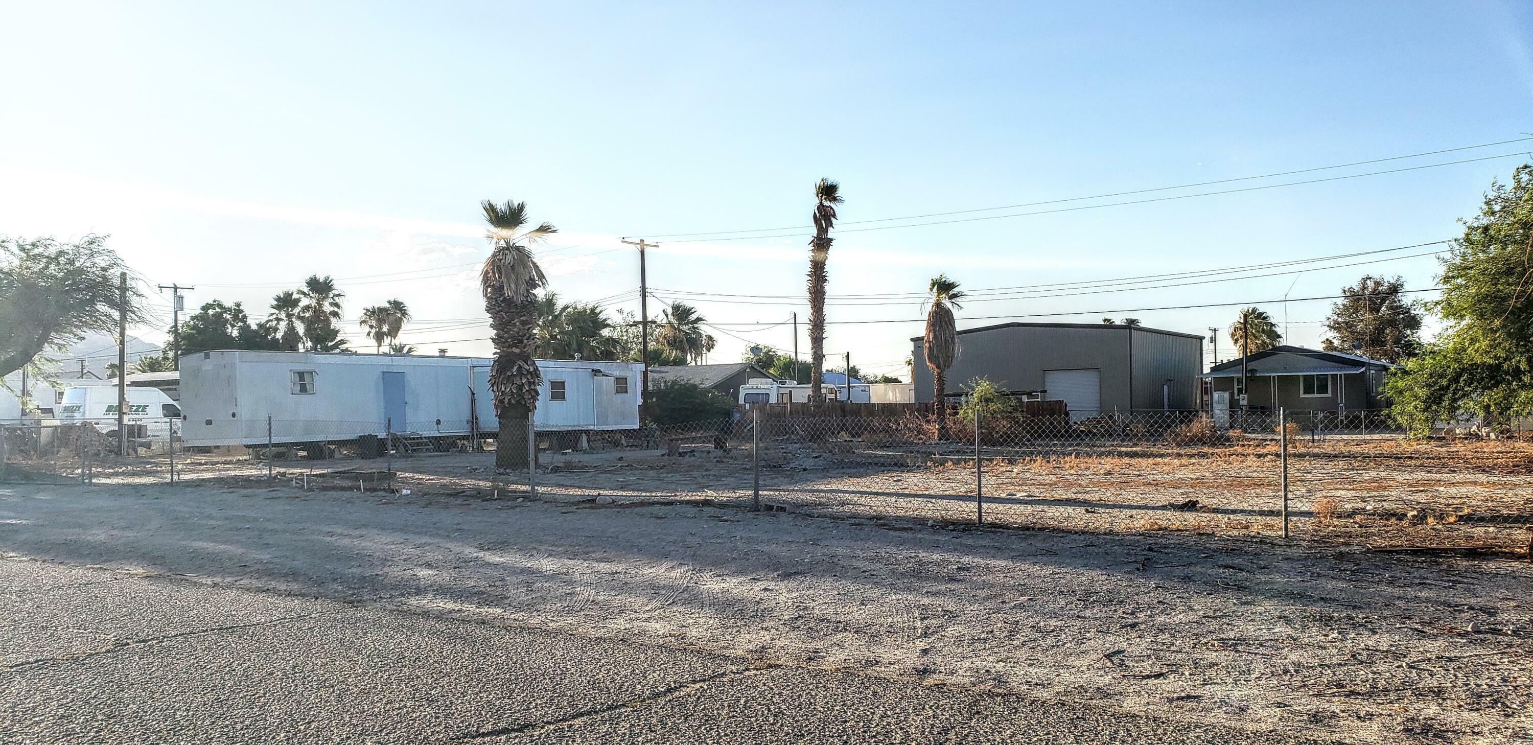 Property Photo: 220 Thermal Place CA 92274