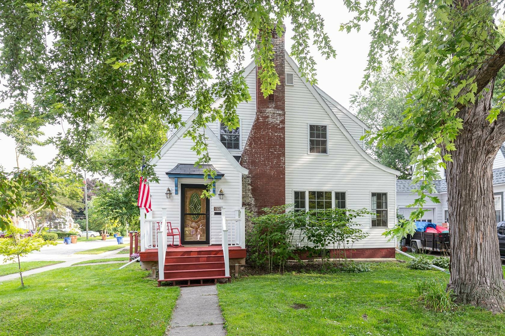 Property Photo:  604 Keyes Street  WI 54952 