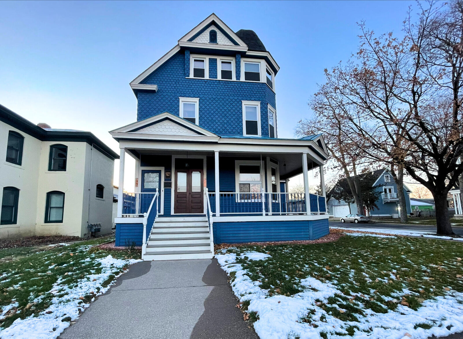 Property Photo:  933 Rose St  WI 54603 