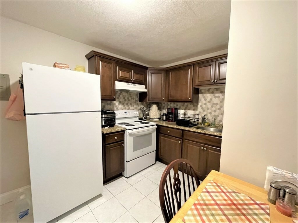 Property Photo: 580 Salem Street 2 MA 01880