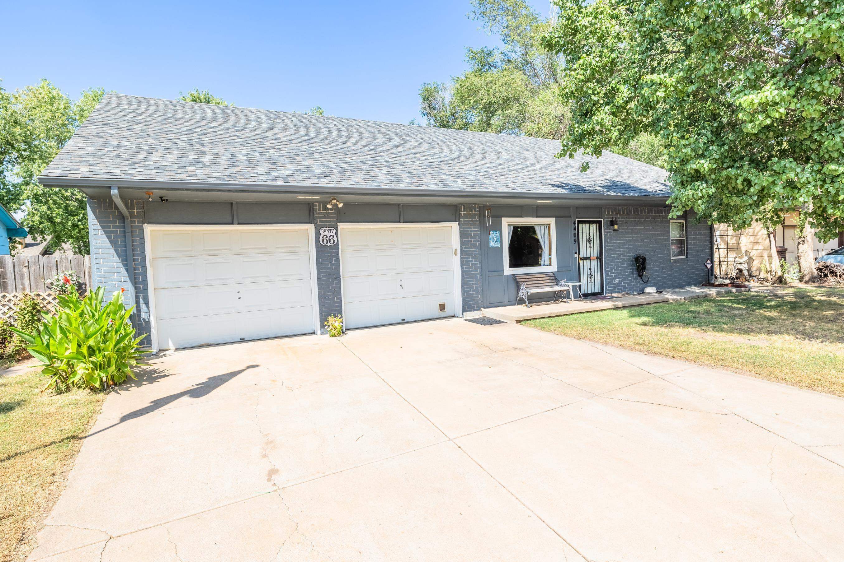 Property Photo:  4409 S Washington Ct  KS 67216 