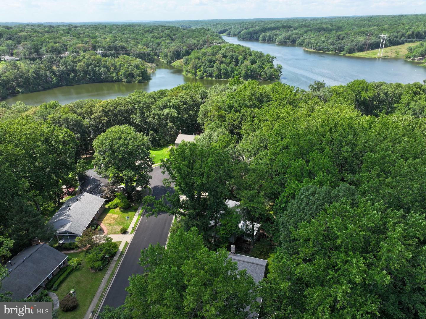 Property Photo: 12006 Park Shore Court VA 22192